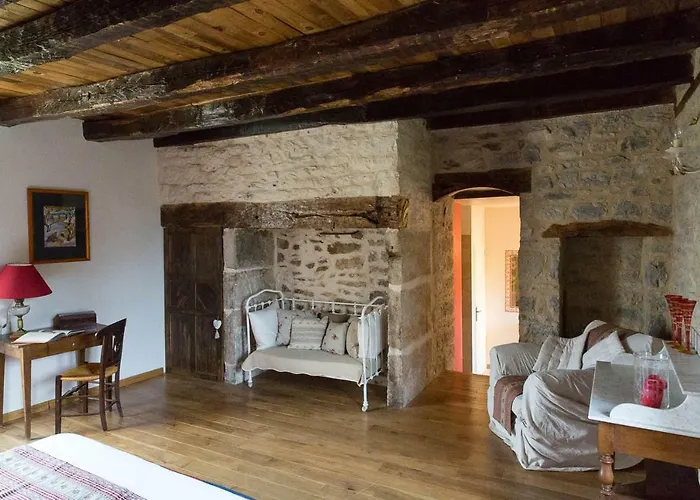 La Bruyle - D'hotes De Charme Bed & Breakfast 4*