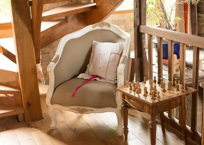 La Bruyle - D'hotes De Charme Bed & Breakfast 4*