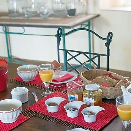 La Bruyle - D'hotes De Charme Bed & Breakfast 4*