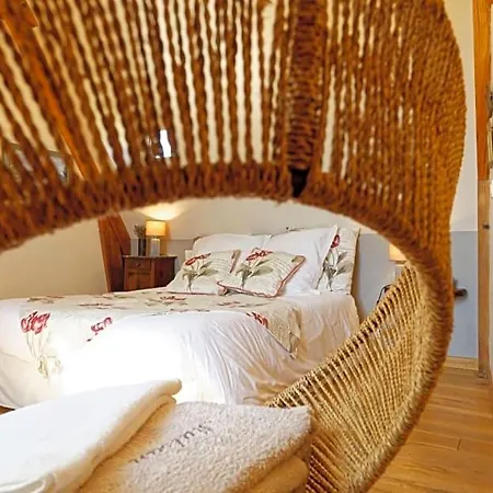 Bed & Breakfast La Bruyle - D'hotes De Charme 4*